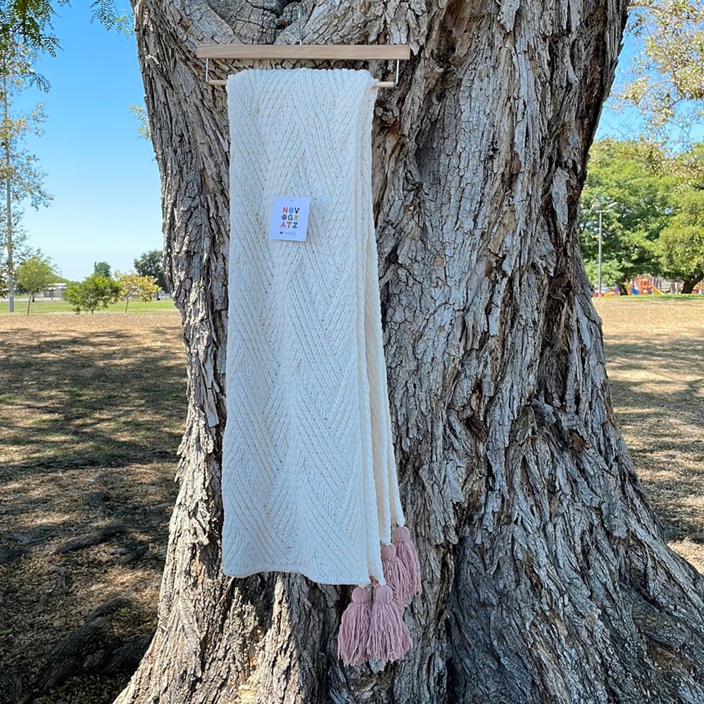 NWT Luxurious Summer Throw Oversized Cream 50x 60in